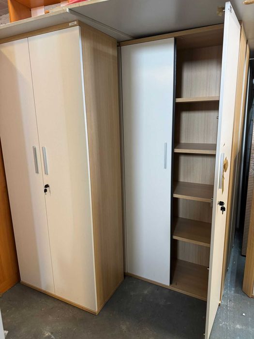 Szafa biała aktowa 80x190 cm szafy aktowe biurowe do biur domu szkół