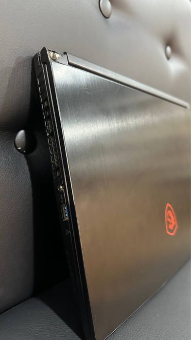 Ігровий ноутбук MSI