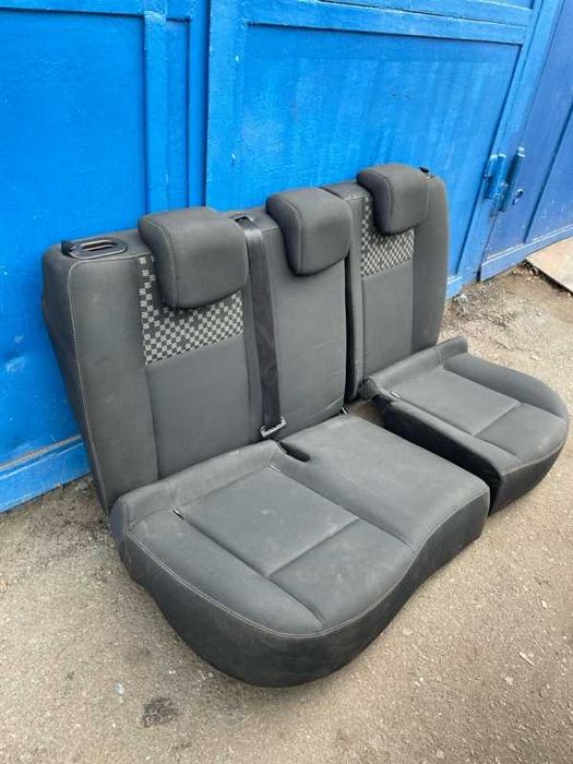 Сиденья комплект Renault Megane 3 УНИВЕРСАЛ K9K636 2012