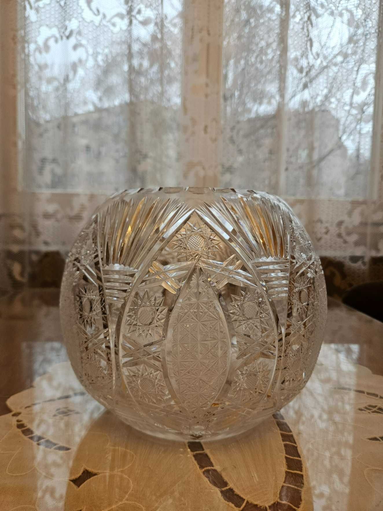 Przedmioty z PRL-u. Porcelana, kryształy, szkło, meble, zegary.