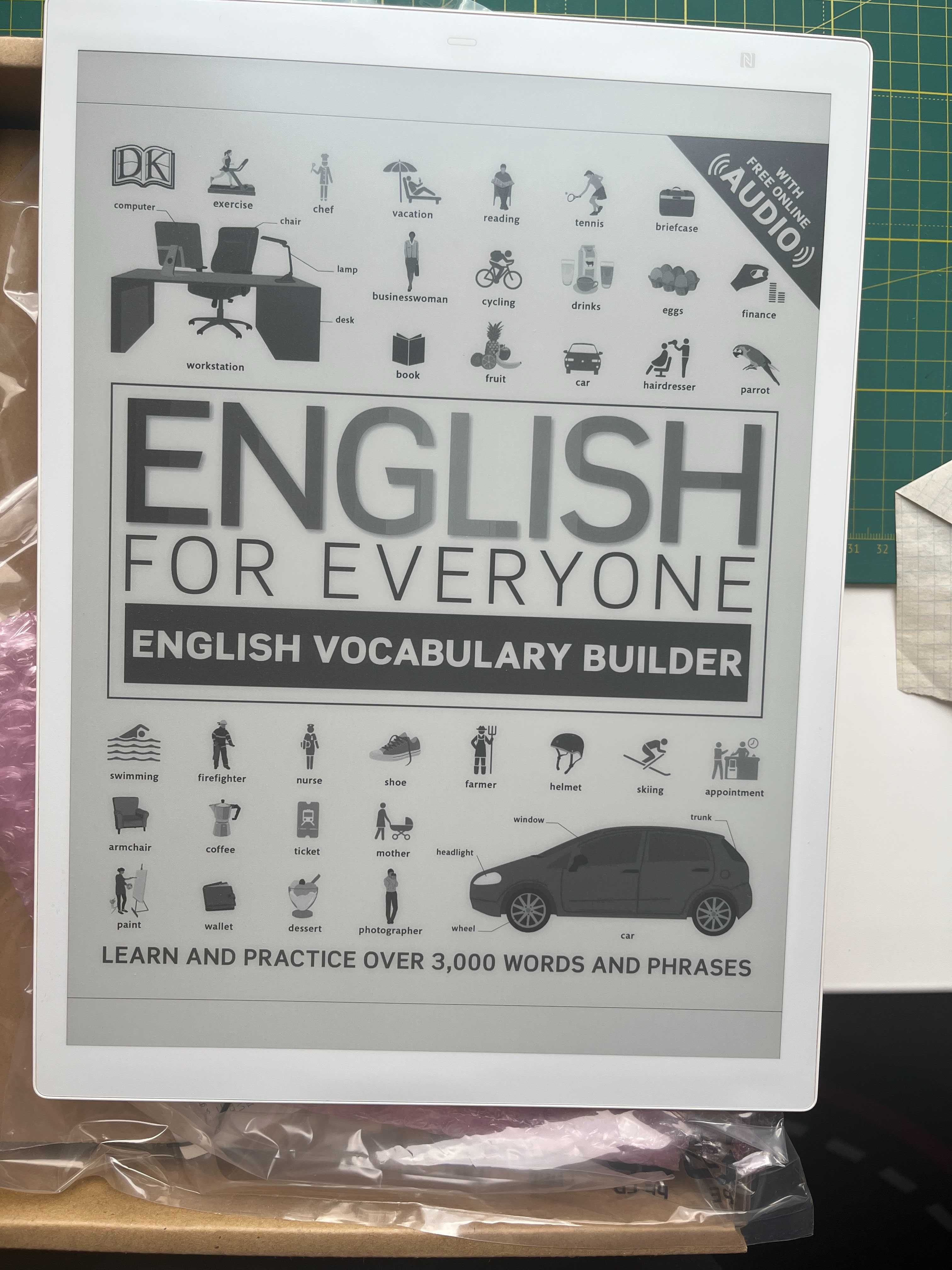 Электронна книга eInk Fujitsu Quaderno A4 13.3 д (eBook Onyx Boox)