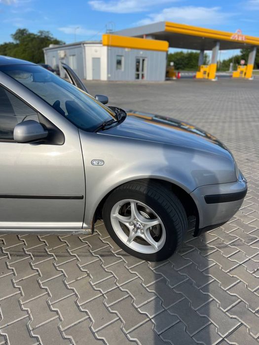 Volkswagen Golf 1.9tdi 2003 Automat