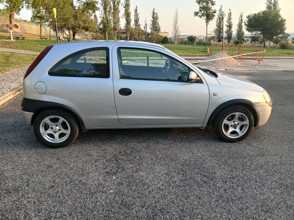 Opel corsa 1.7 cdti ISUZU