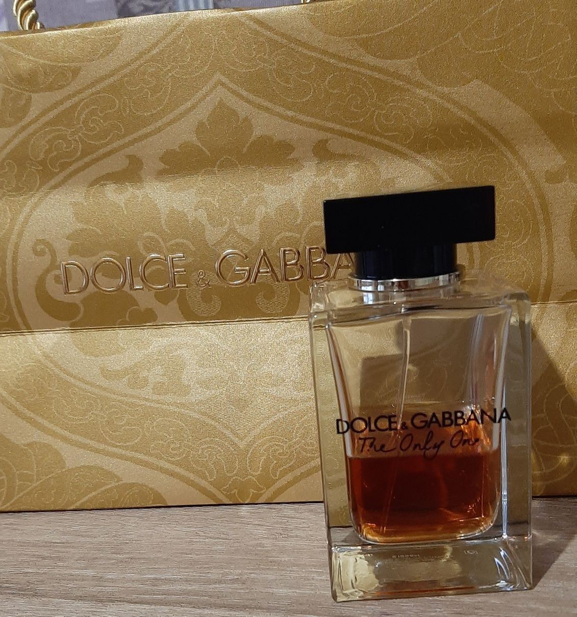 Продам парфумовану воду Dolce&Gabbana,The Only one 100 ml