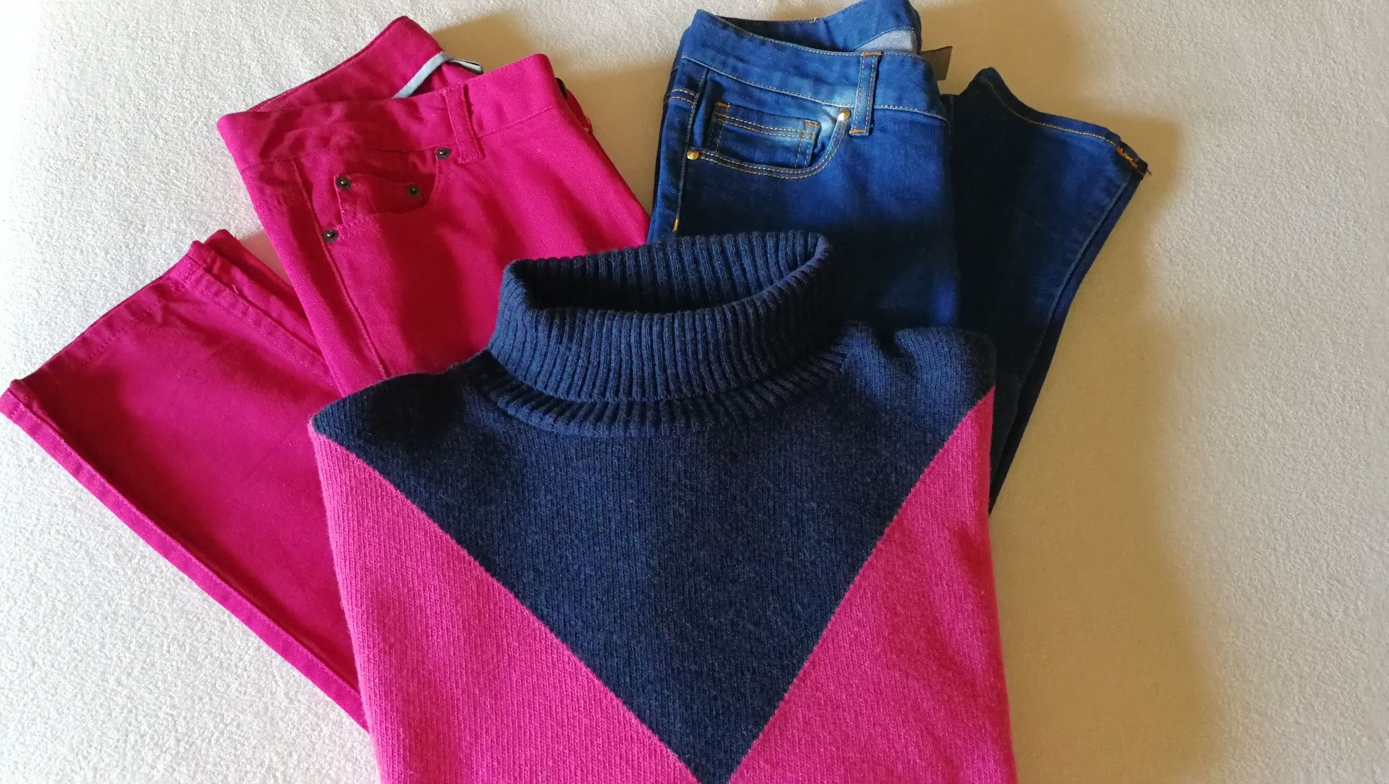 IMPECÁVEL Camisola lã + 2 Calças rosa e ganga azul 12-14Anos