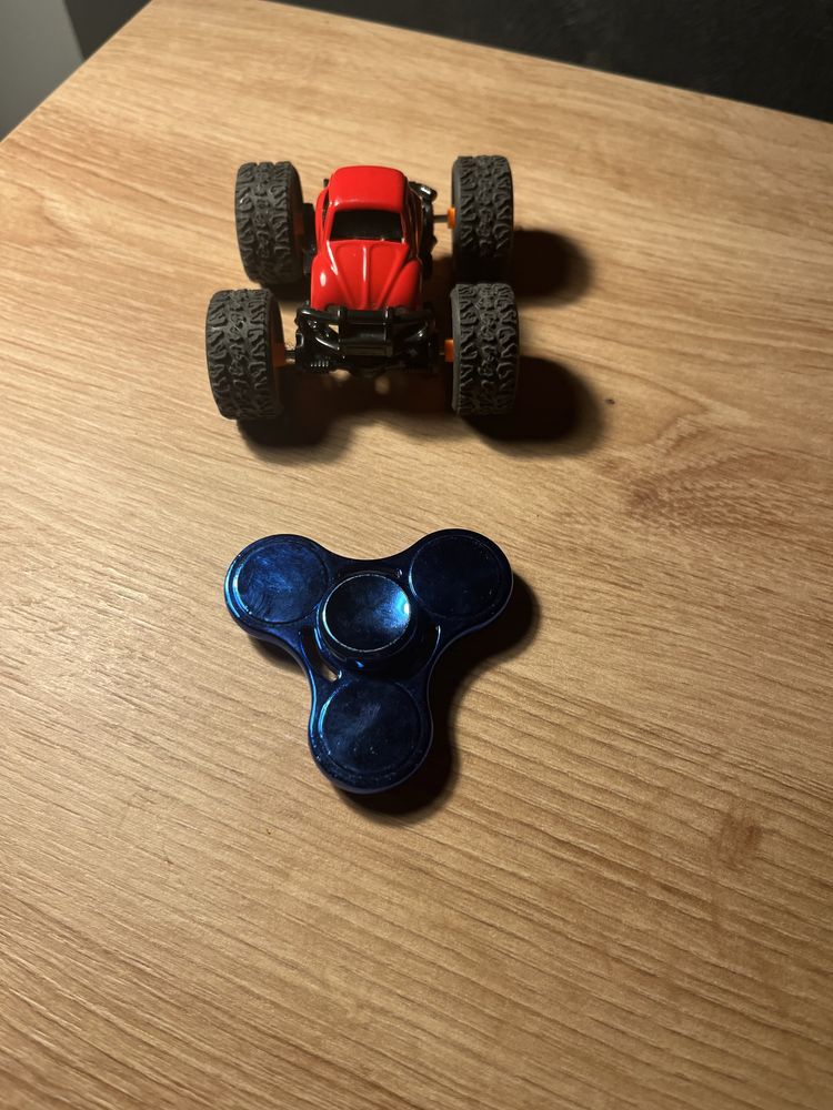 Monster truck i spinner