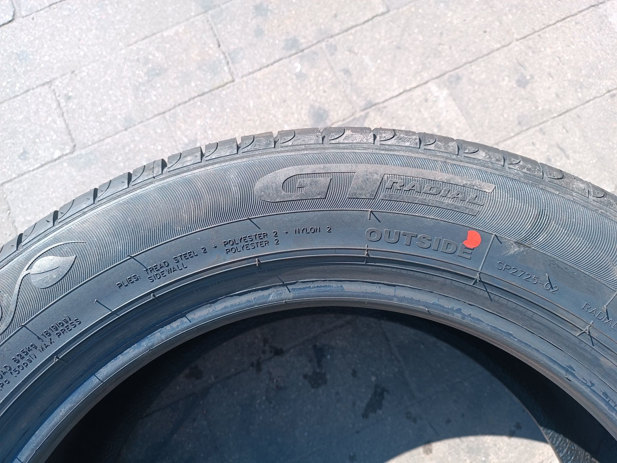 225/55R17 GT Radial Champiro FE1