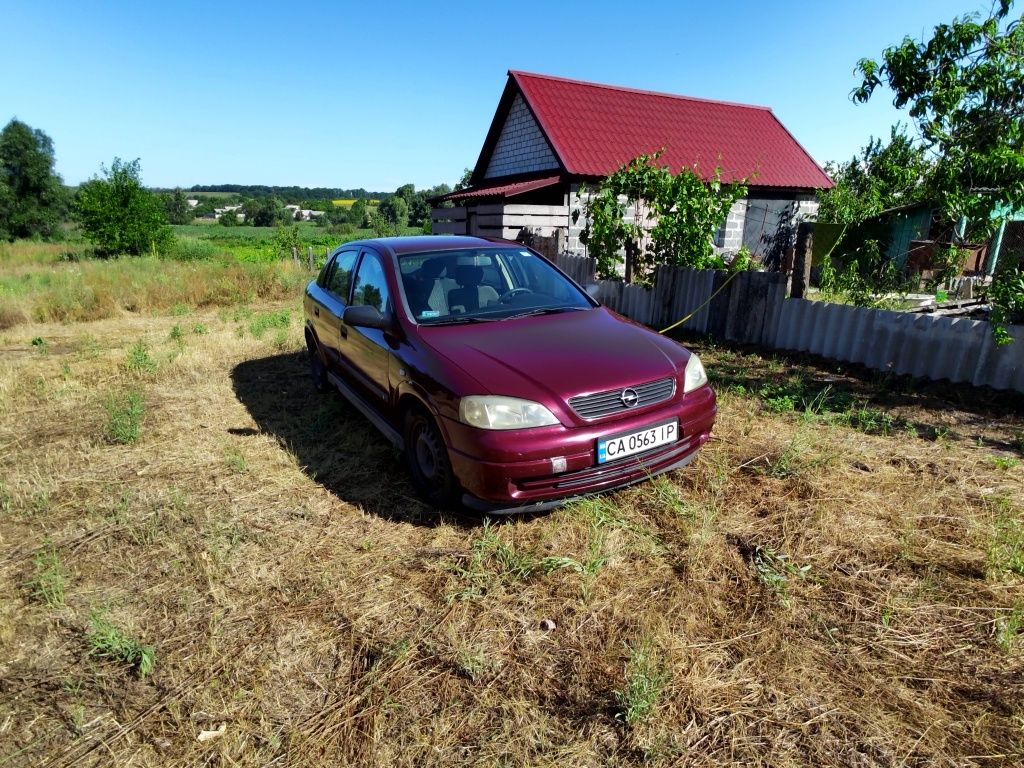 Opel Astra G 1.4 бензин