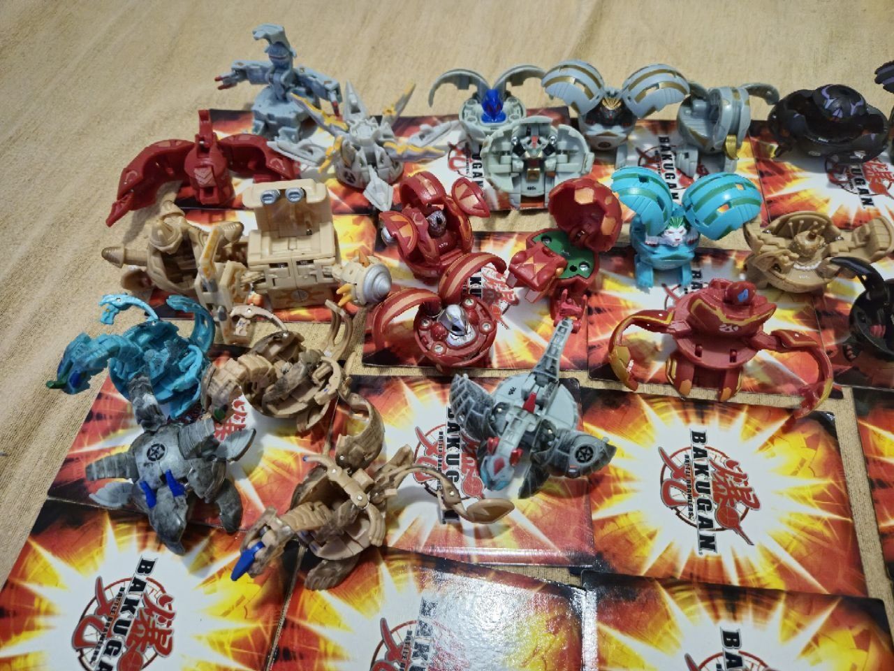 Bakugan Bakugans doskonały stan