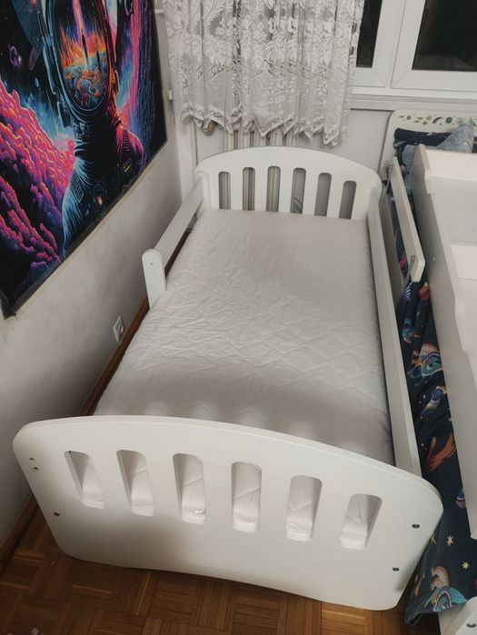 Łóżko dziecięce  z barierką + szuflada + materac 160x80 pianka memory