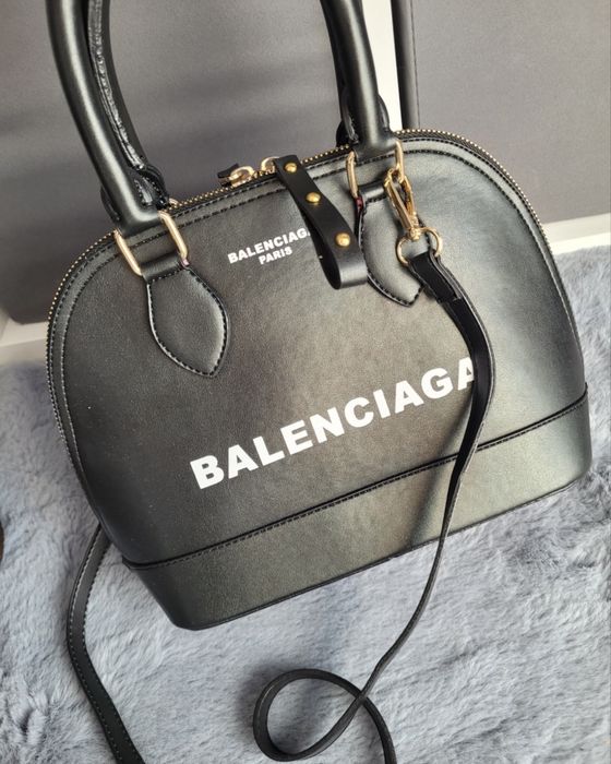 Nowa czarna torebka Balenciaga