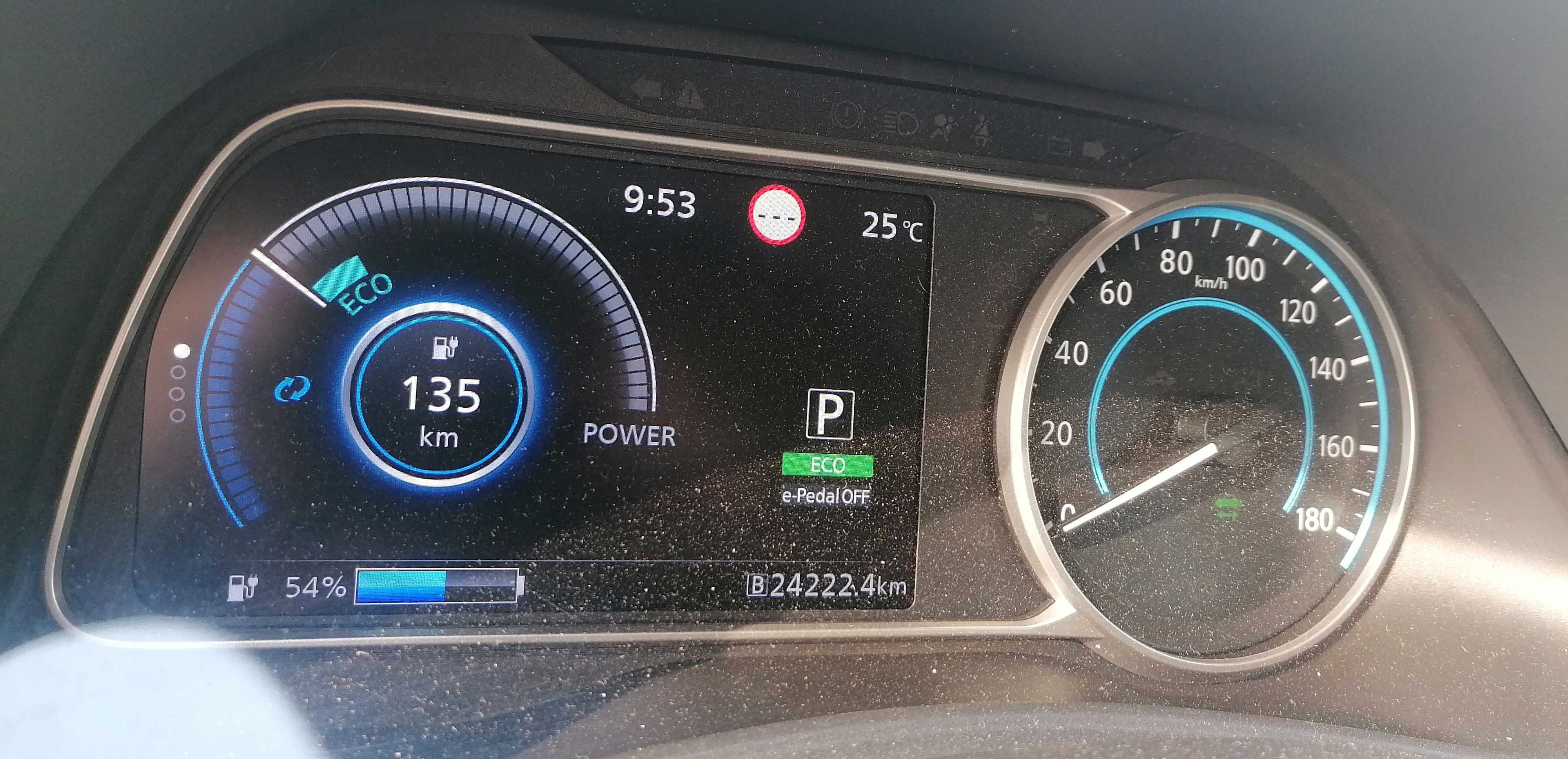 Nissan Leaf Connecta 40kWh, LED(2021/12)
