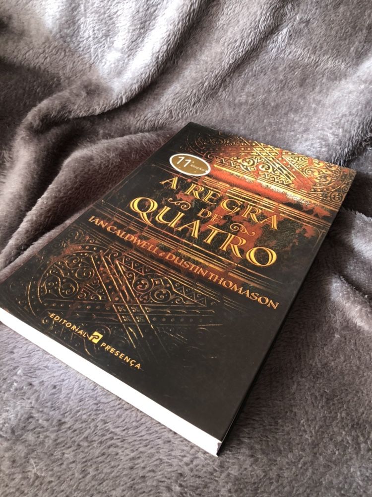 Livro “A Regra de Quatro” - Ian Caldwell, Dustin Thomason