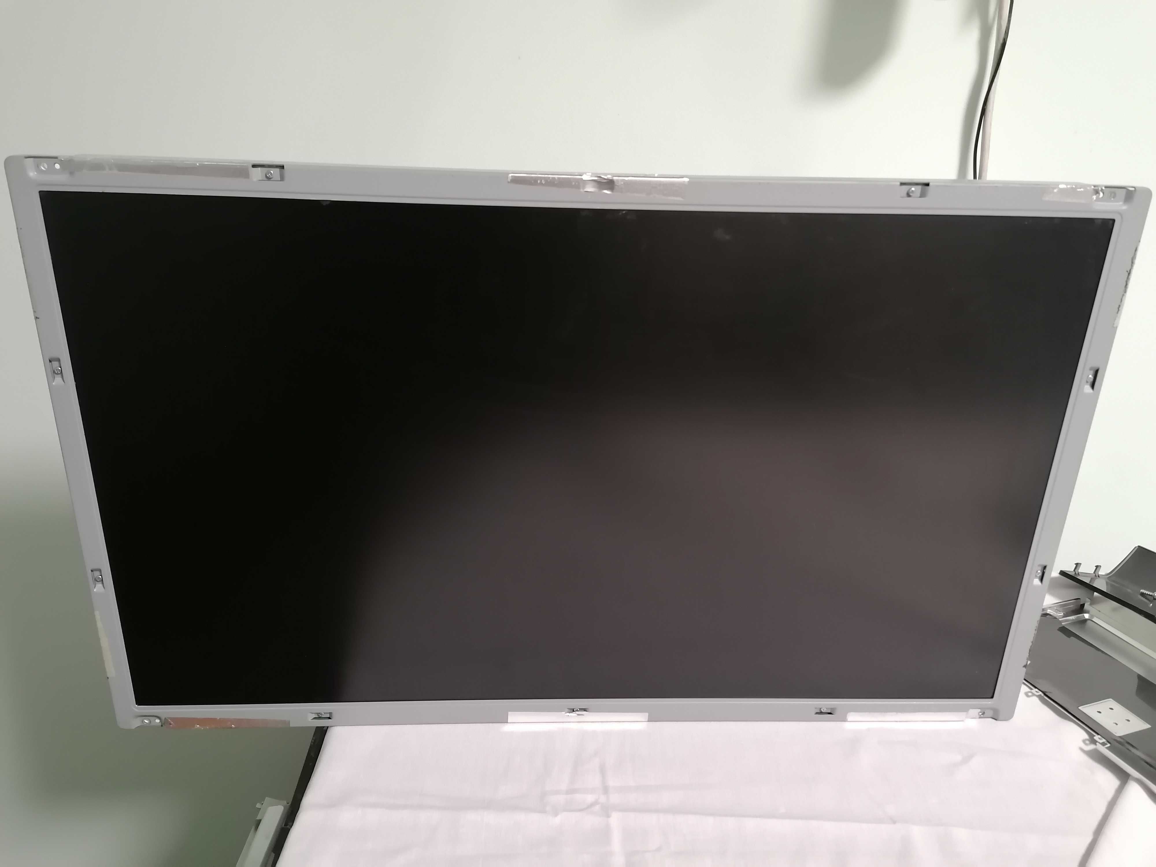 Дисплей TFT LCD V270B1 - L01 від телевізора AOC L27W351