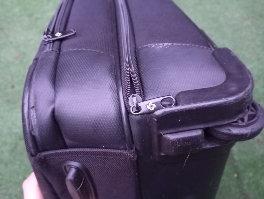 Samsonite Mała torba, czarna walizka, pilotka na kółkach