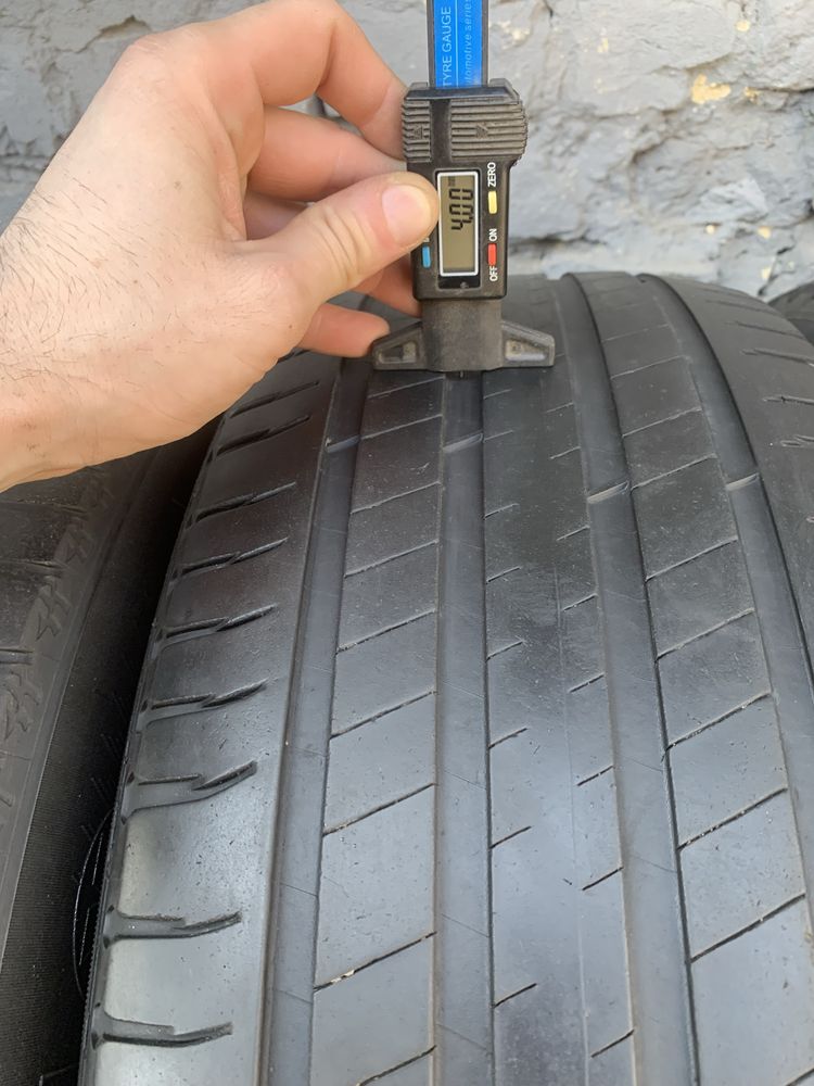 Шини резина Michelin 235/60R18