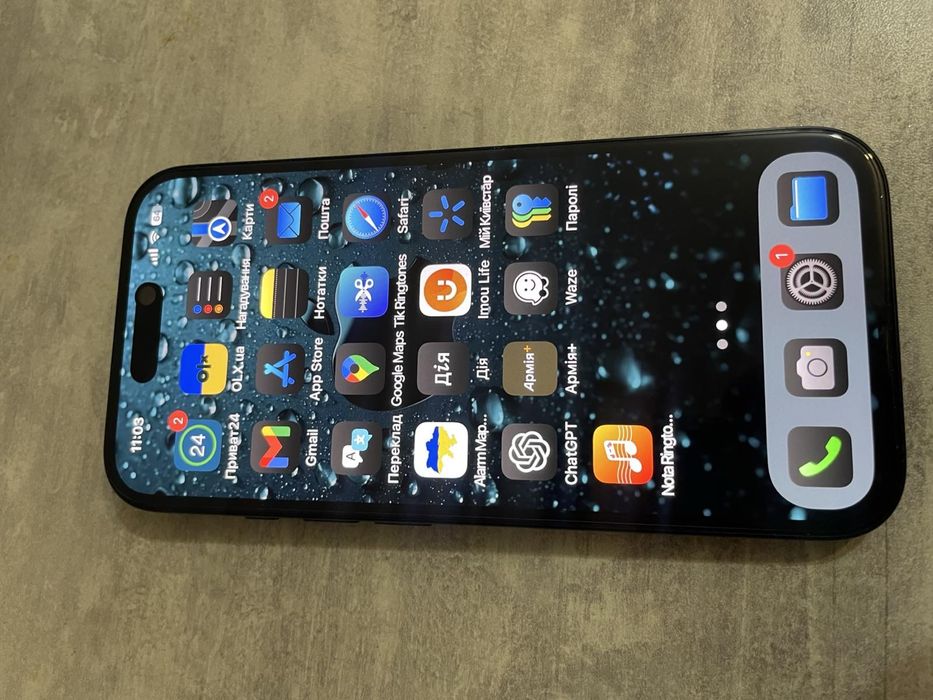 iPhone 16  256 GB Black