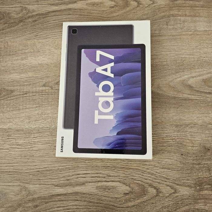 Samsung Tab A7 com capa