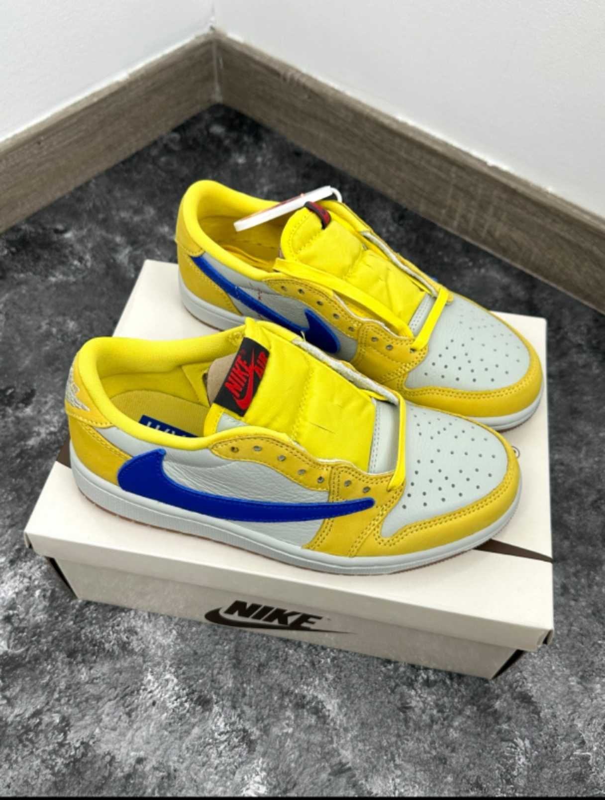 Travis Scott x Jordan Air Jordan 1 Low OG Canary Yellow R.45