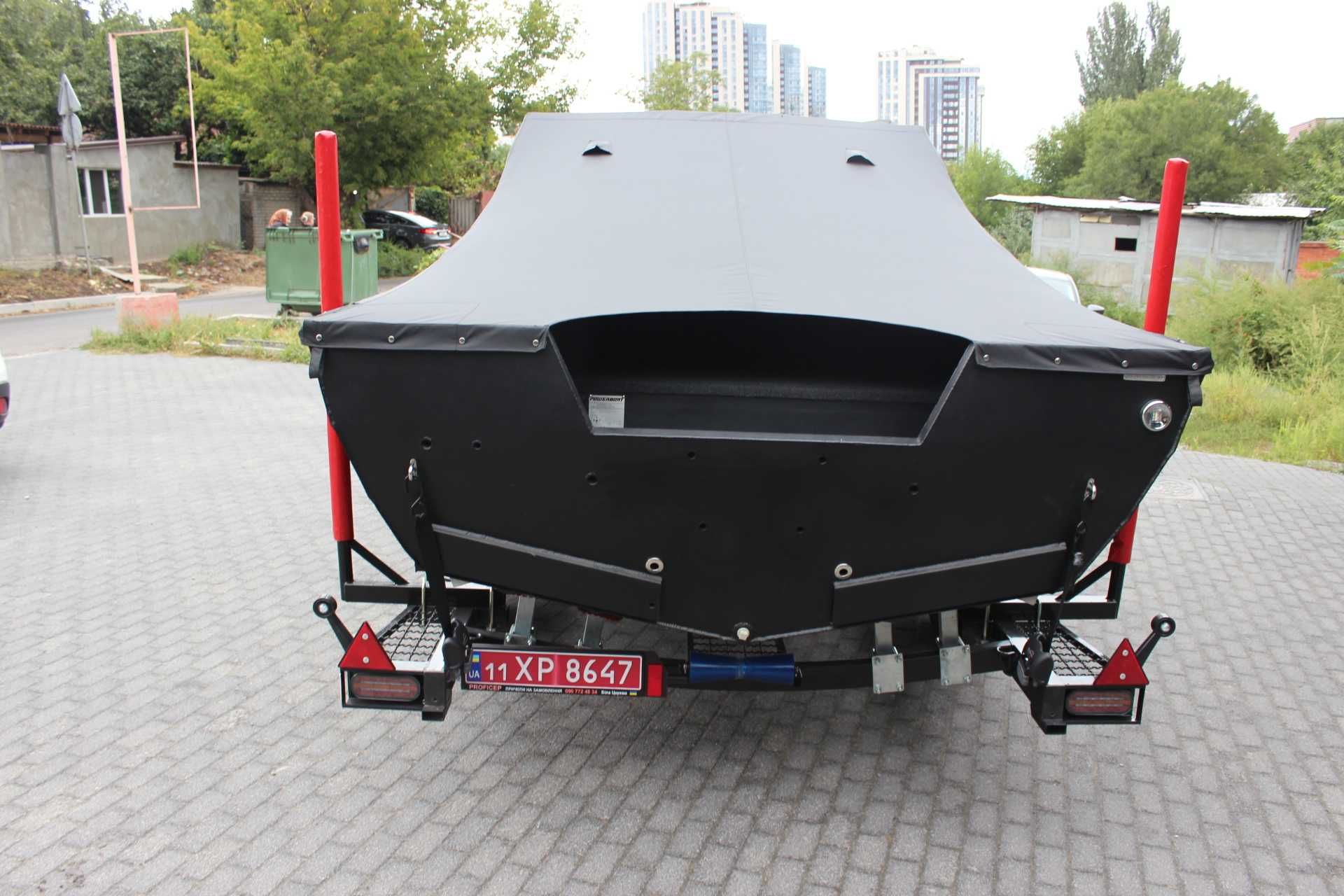 Лодка PowerBoat 570