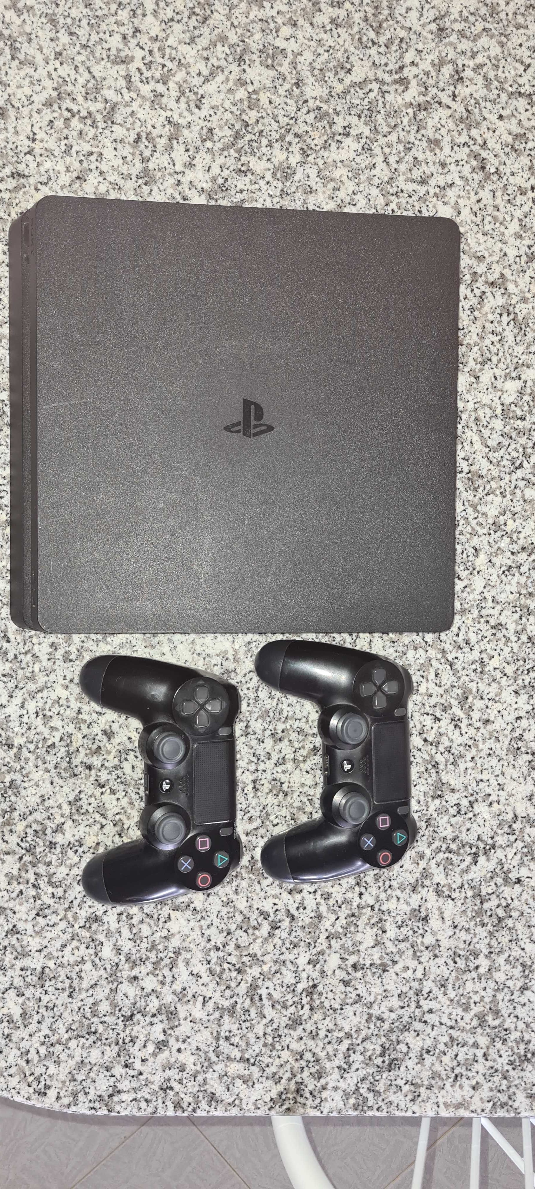 Playstation 4 Slim 1TB