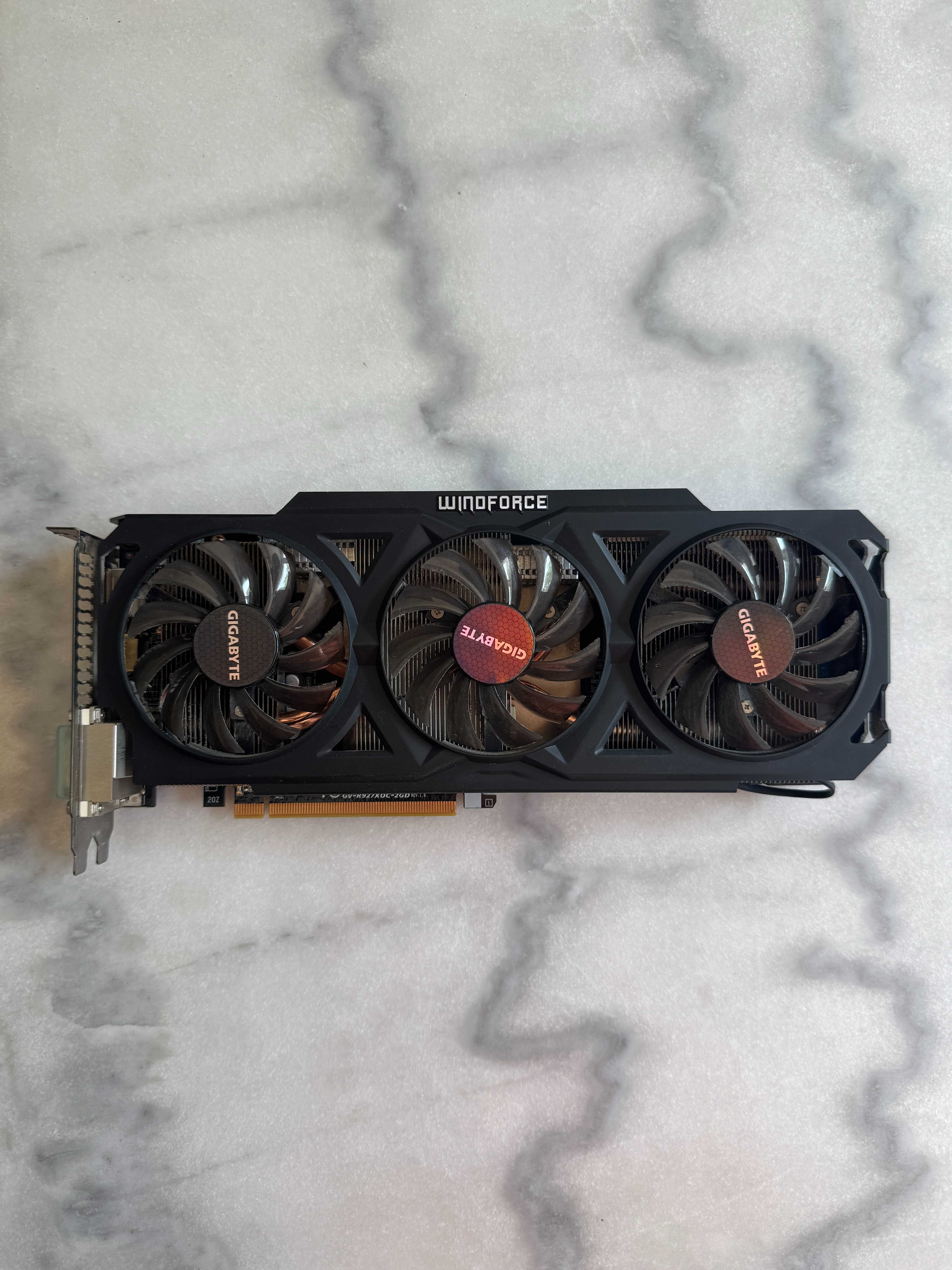 Karta graficzna Gigabyte R9 270X 2GB GDDR5 GV-R927XOC-2GD