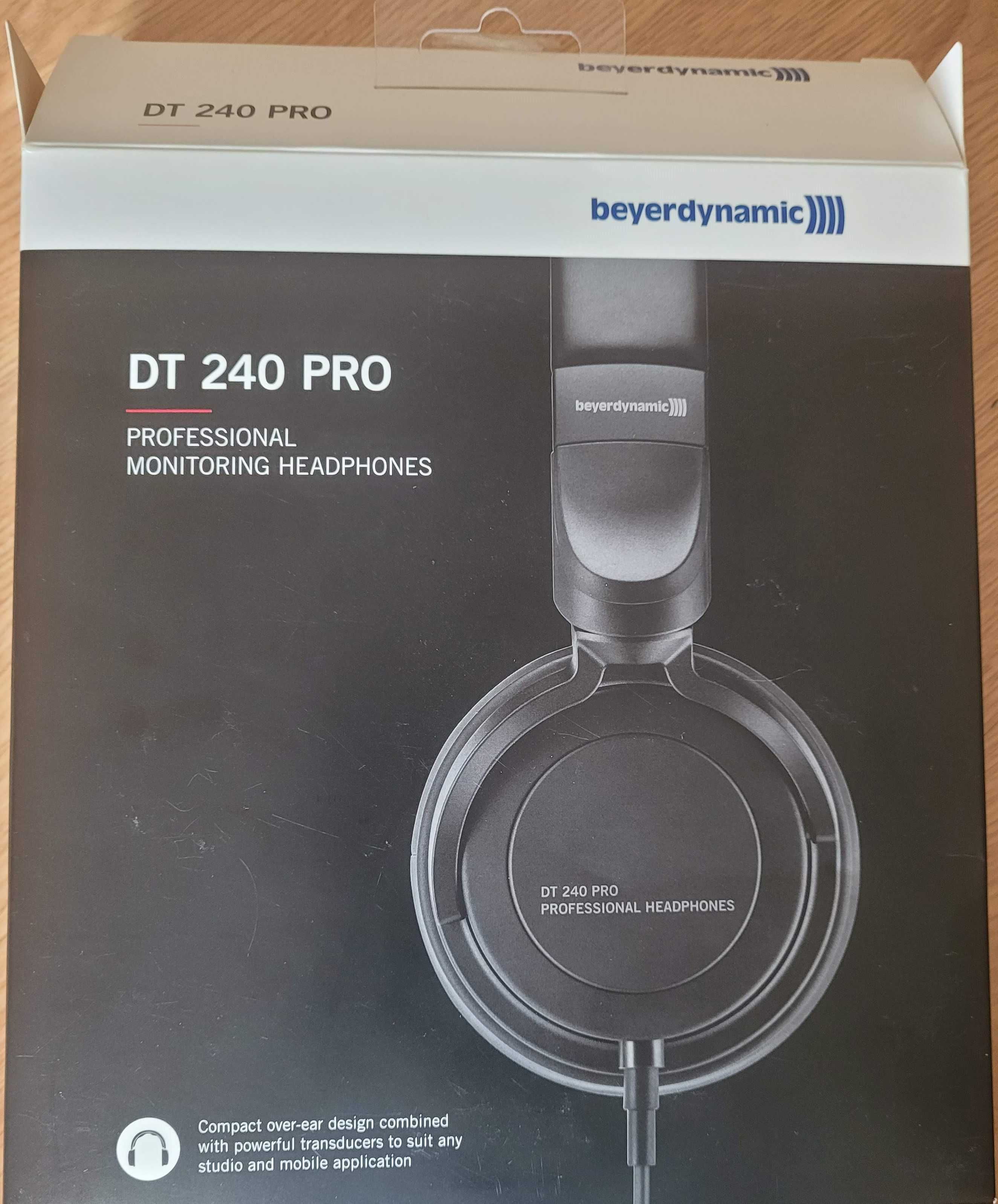 Headphones Beyerdynamic DT 240 PRO Studio Monitoring