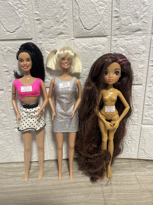Куколки барби разные !