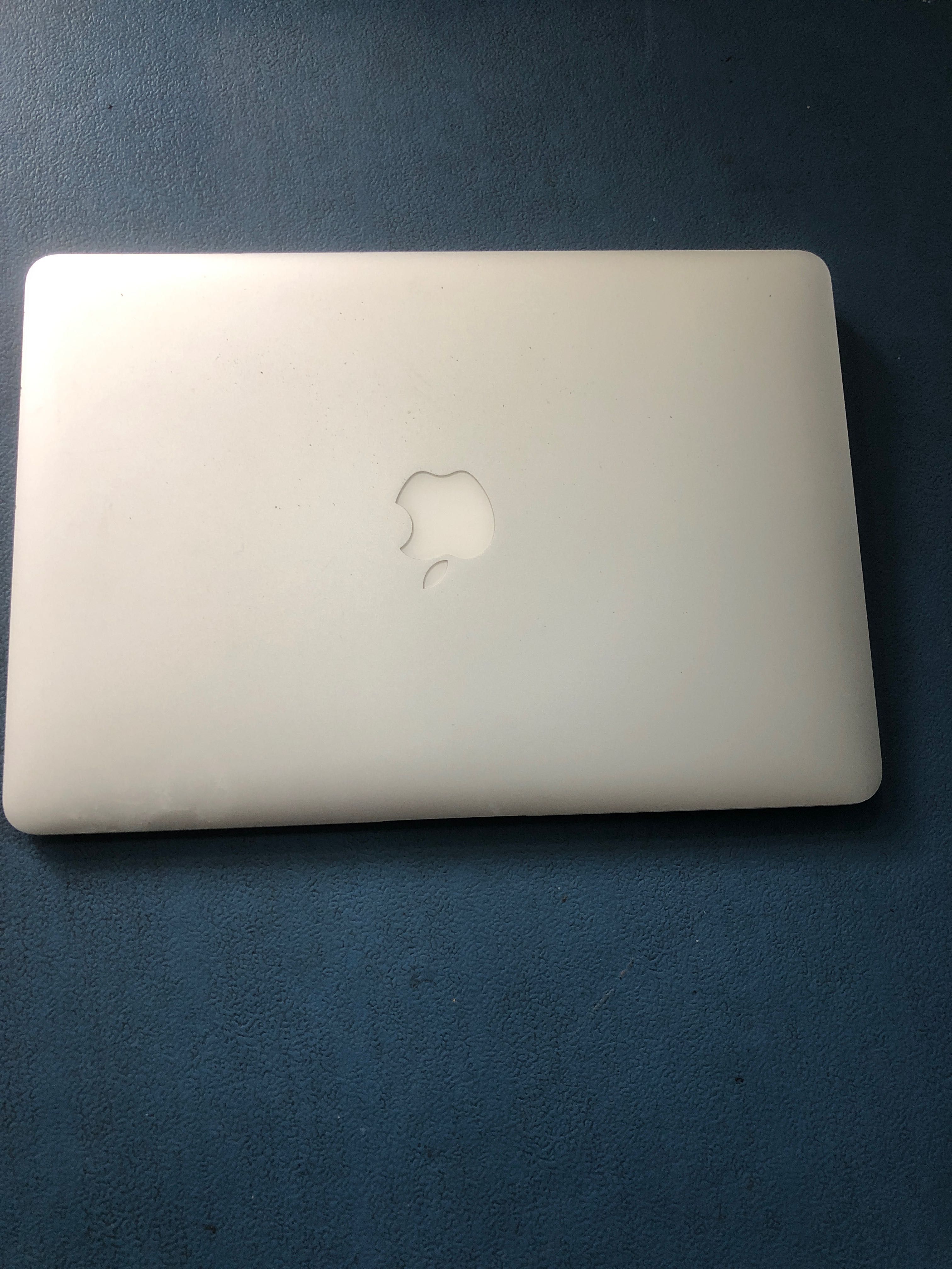 Macbook air A1466 ano2017