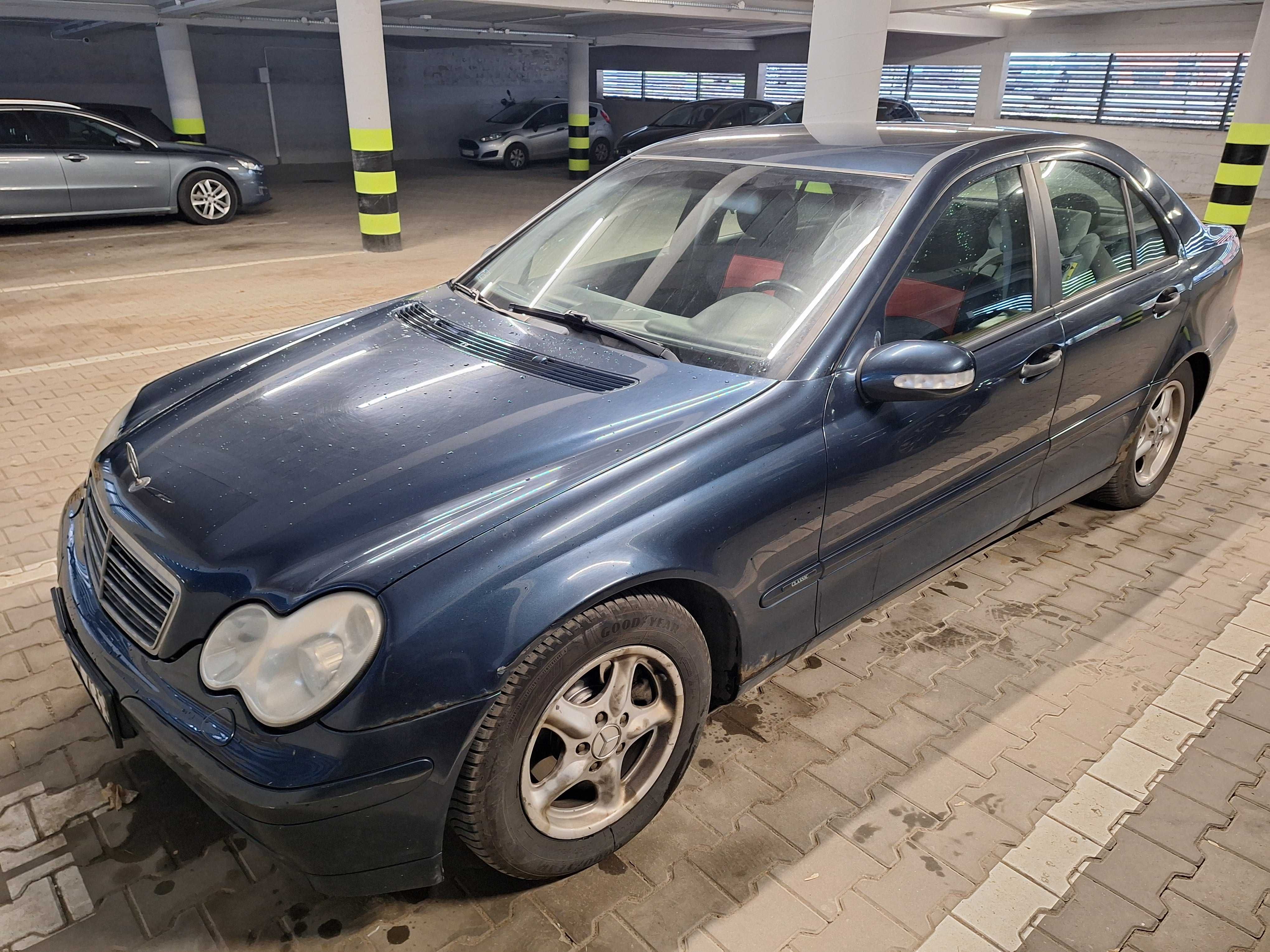 Mercedes-Benz C180 Kompressor W203, Benzyna, Sedan, rok 2003, zadbany!