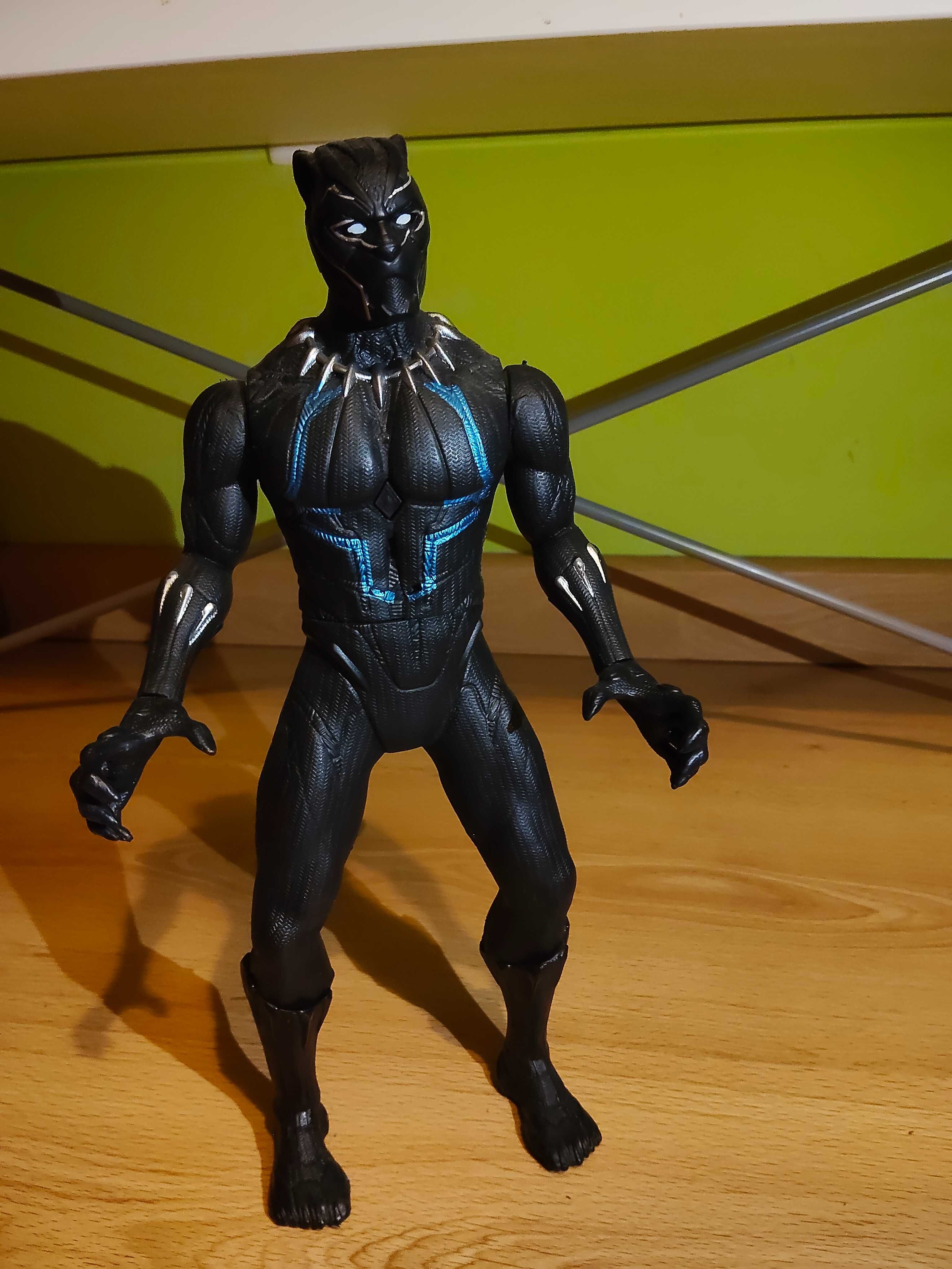 Boneco Black panther