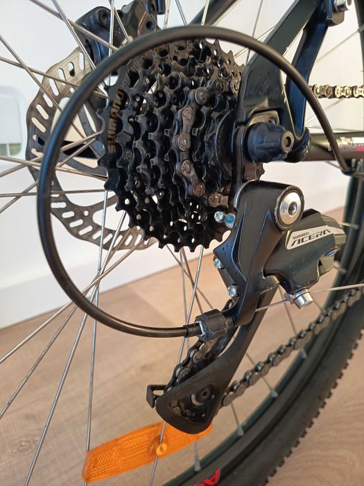 Bicicleta GT Avalanche 4.0 6061 M (18") - Shimano Acera