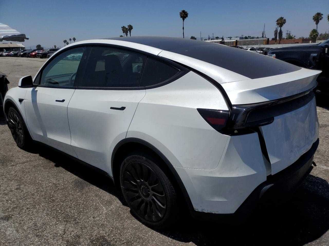 tesla model y 2026