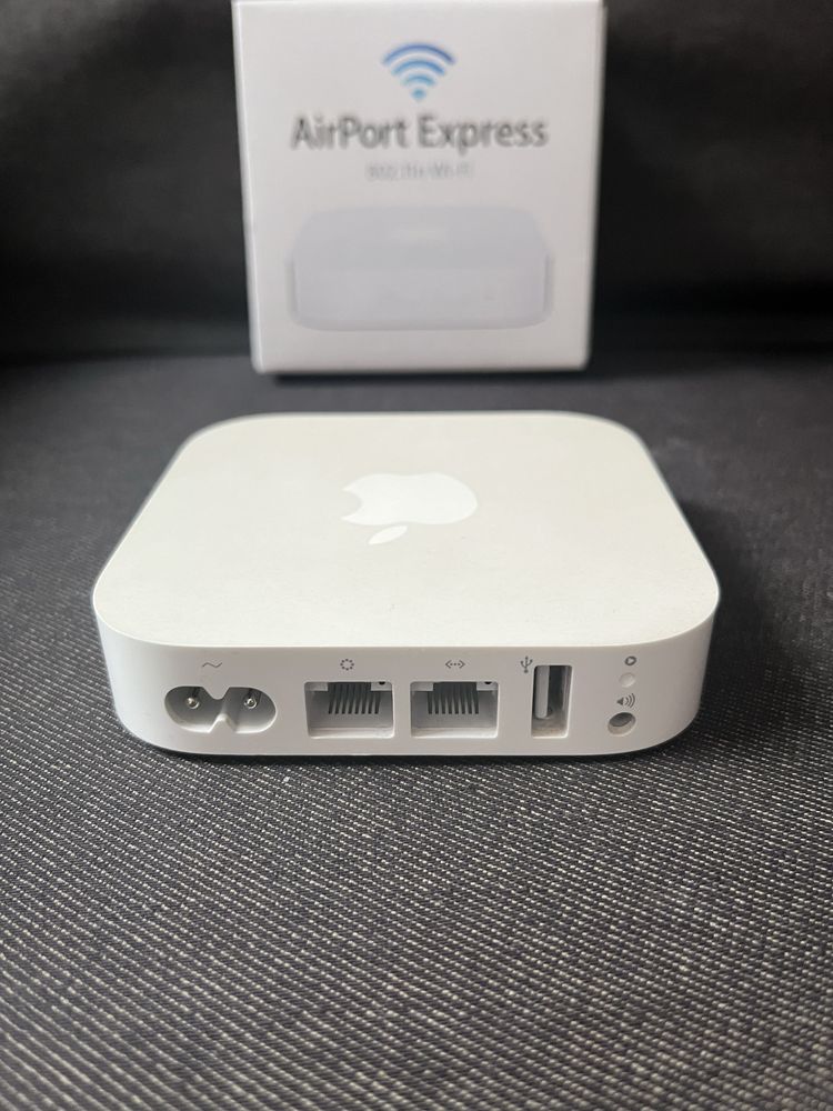 Apple AirPort Express router A1392, oryginalne pudełko