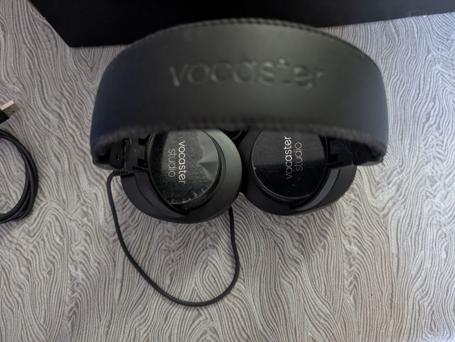 Conjunto de estúdio Focusrite VocasterTwo