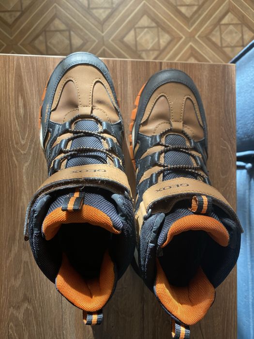 Черевики Geox ,37 розмір