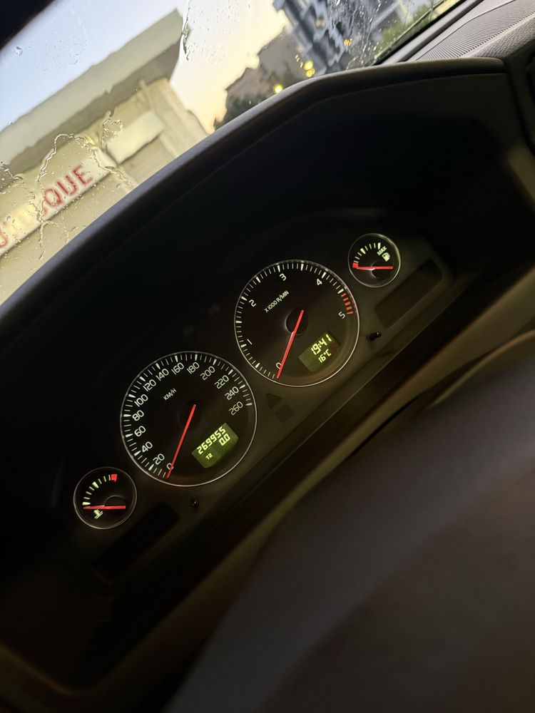 Volvo S60 D5 AWD 2004