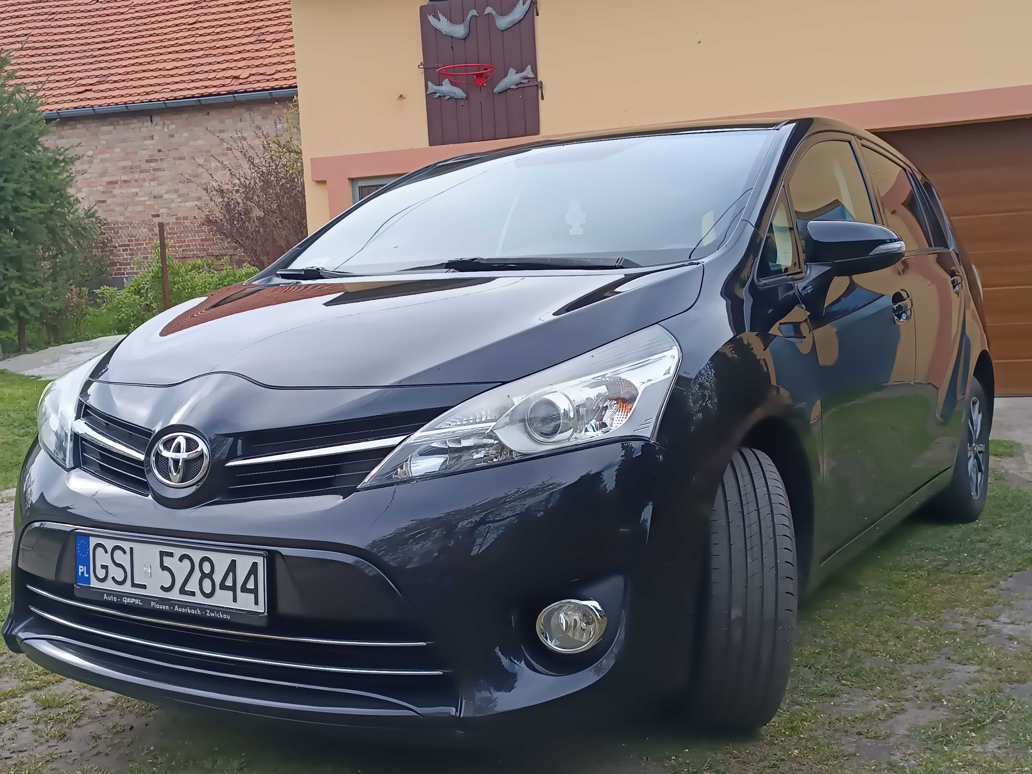 Toyota Verso 1.8 benzyna 7 os.