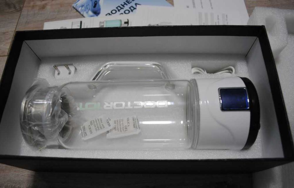 Кувшин генератор водневої води Doctor-101 Lama для дому та офісу.