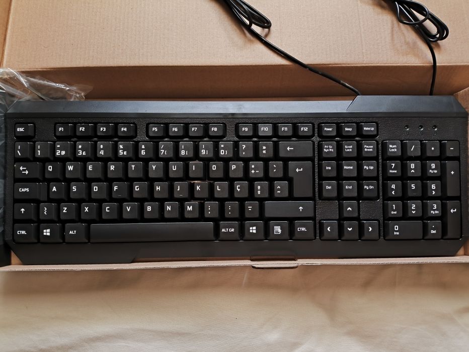 Conjunto Teclado+ Rato (Kolink)