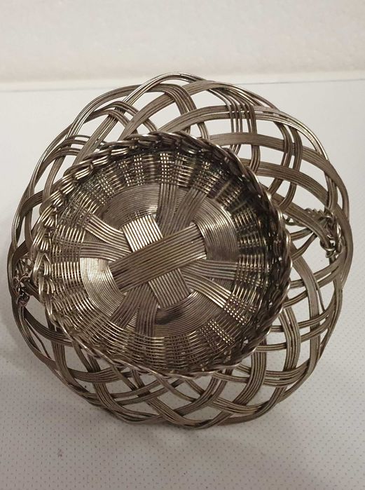 Linda Cesta em arame estanhado - Artesanato - Anos 60