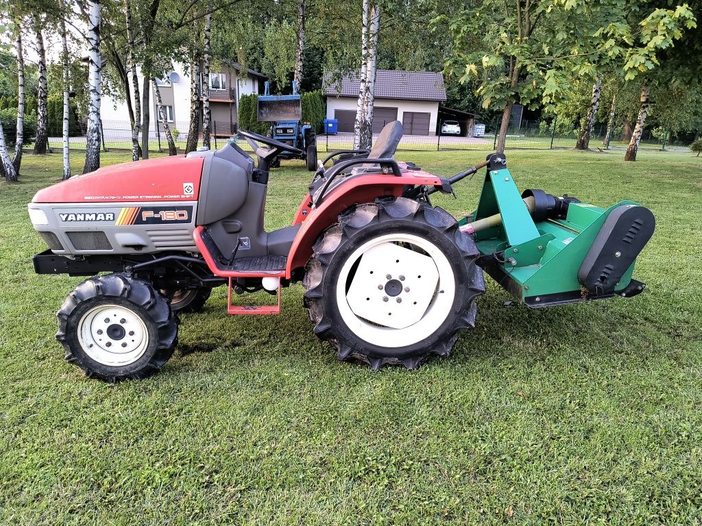 Traktorek yanmar 4x4 sadowniczy z kosiarką bijakową wspomaganie