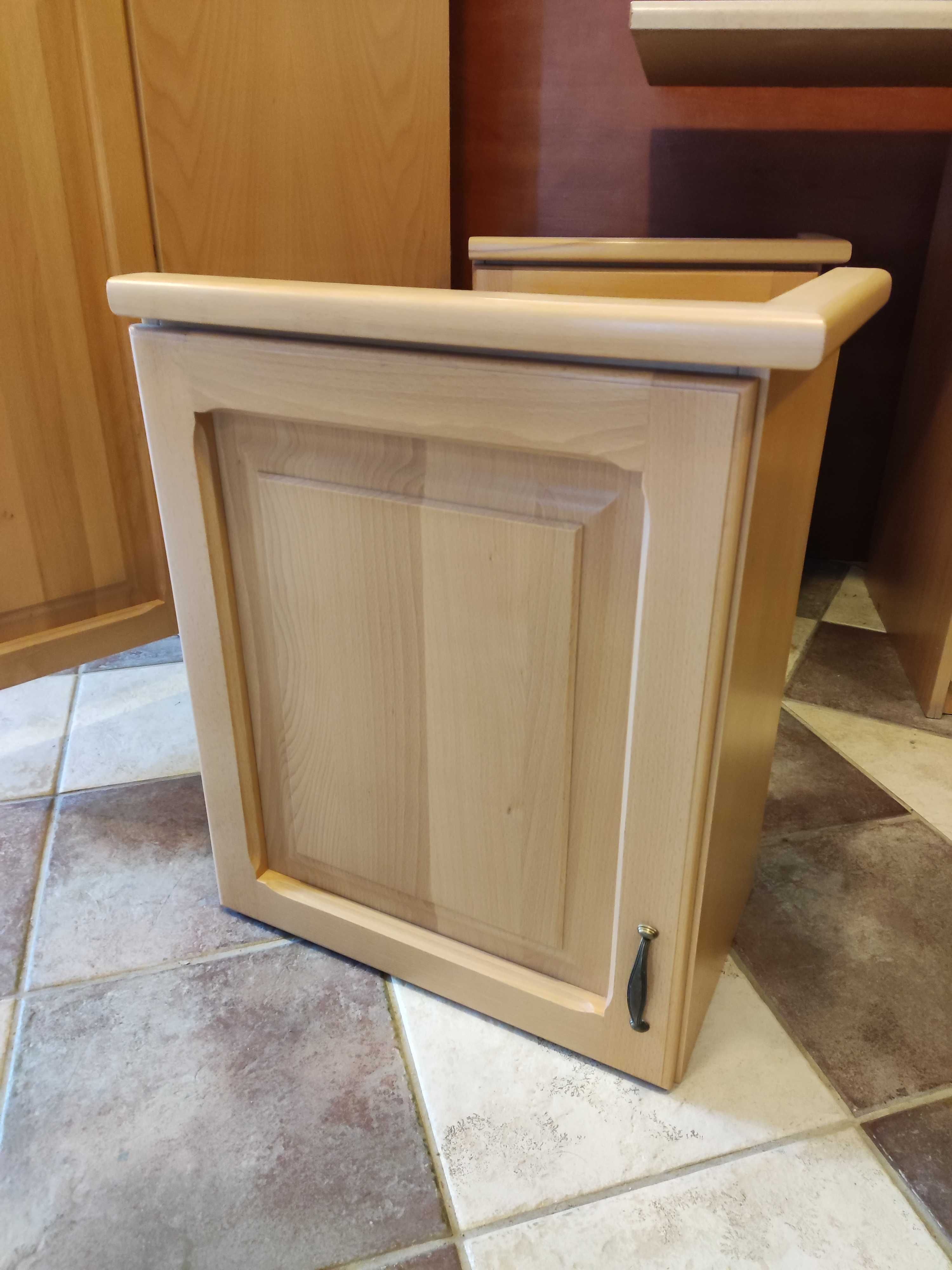 Szafka wisząca 53cm x 63cm x 30cm