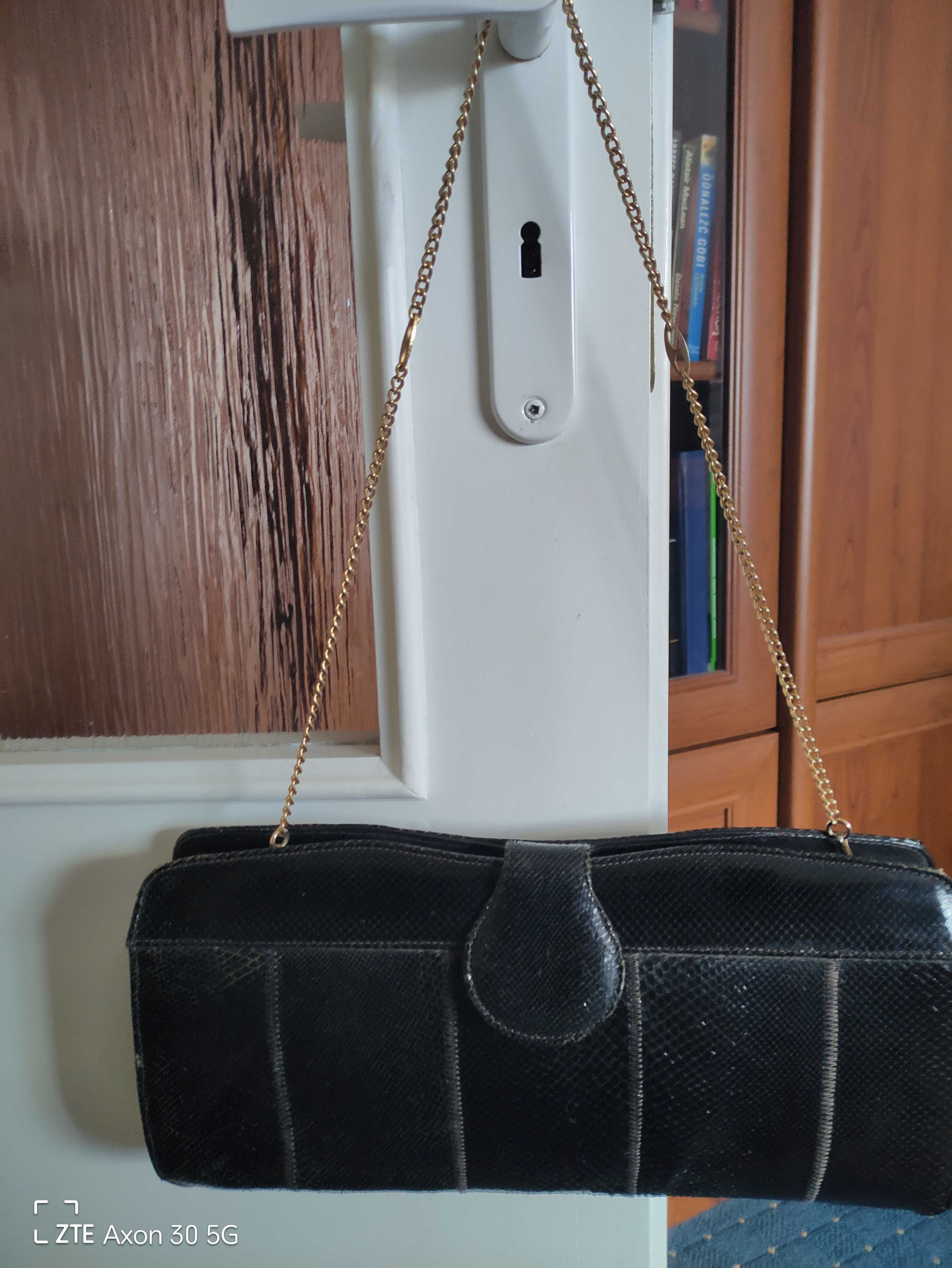 Elegancka torebka wieczorowa  ze skóry .Vintage.