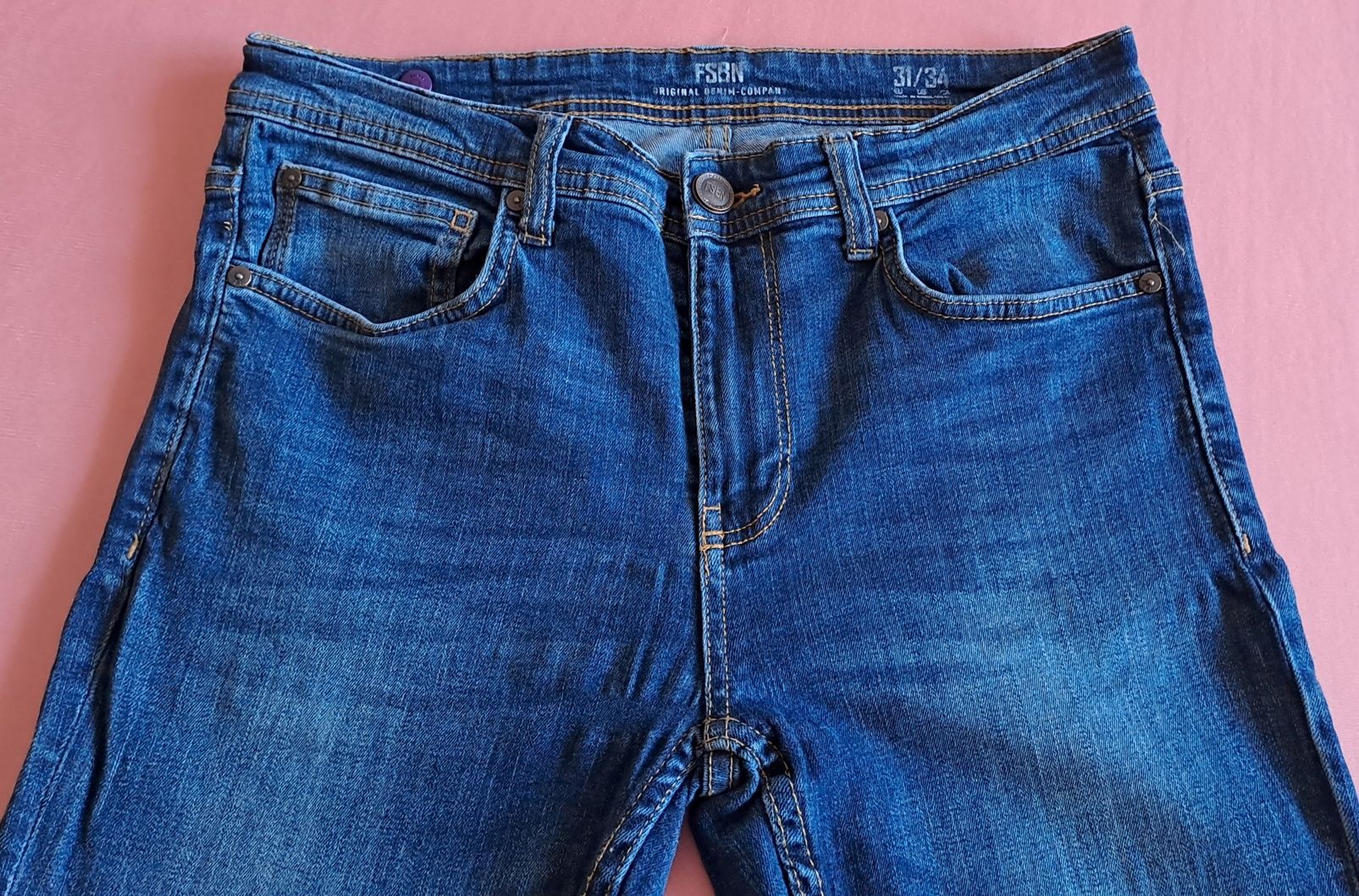 Spodnie FSBN rurki, jeans, R: 31-34 stan bardzo dobry, wysoki stan.