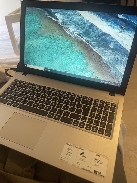 Computador portátil Asus