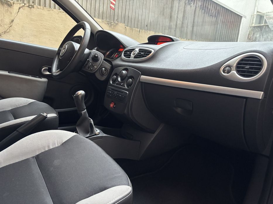 Renault Clio III Break Dynamic 120Milkm Gasolina