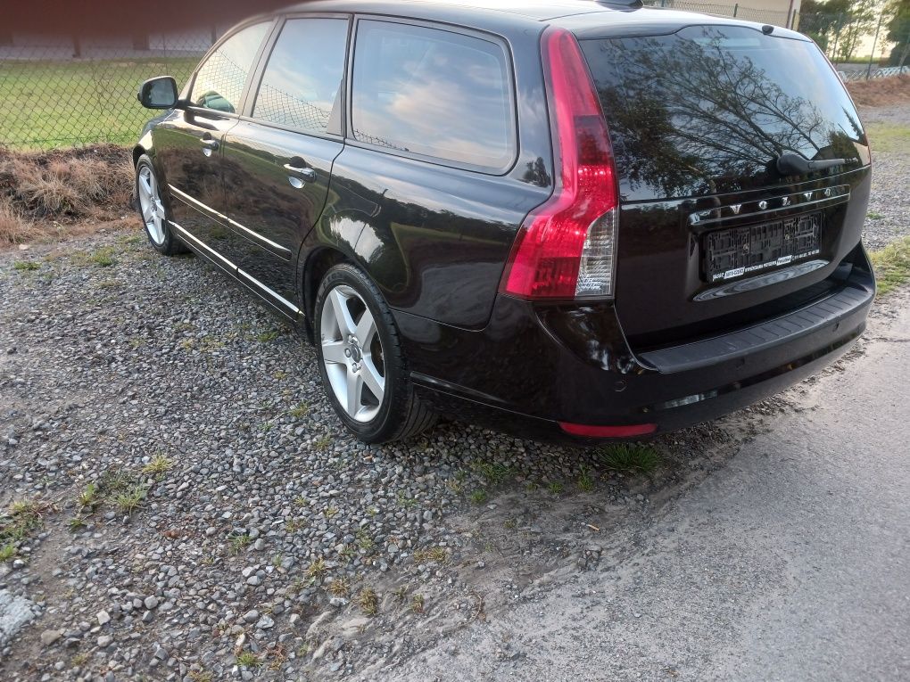 Volvo v50 1.6 d2 2010