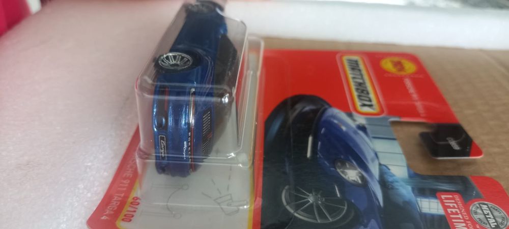 Porsche 911 targa 4 matchbox
