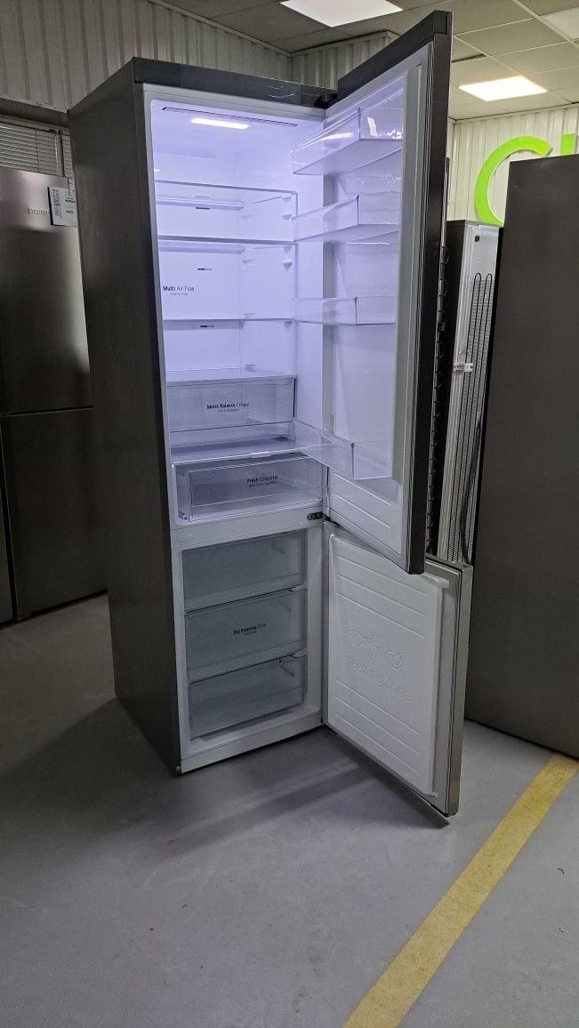Двохметровий німецький холодильник Siemens kgn93 Nofrost
